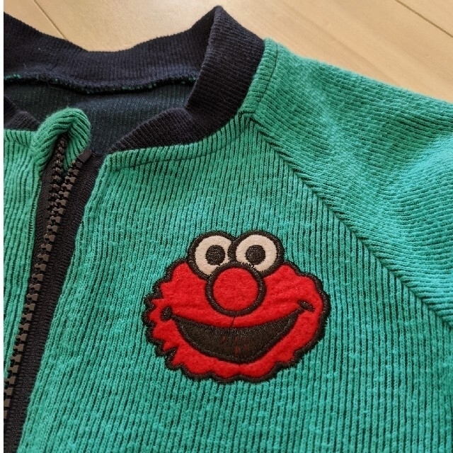 SESAME STREET(セサミストリート)のエルモ　上着　90 キッズ/ベビー/マタニティのキッズ服男の子用(90cm~)(ジャケット/上着)の商品写真