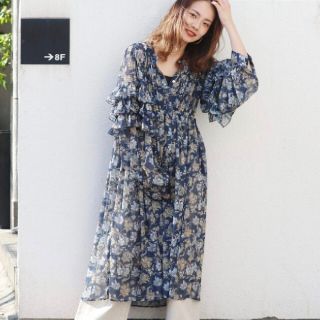 アングリッド 花柄 マキシワンピース ロングワンピース レディース の通販 100点以上 Ungridのレディースを買うならラクマ アングリッド 花柄 マキシワンピース ロングワンピース レディース の通販 100点以上 Ungridのレディースを買うならラクマ