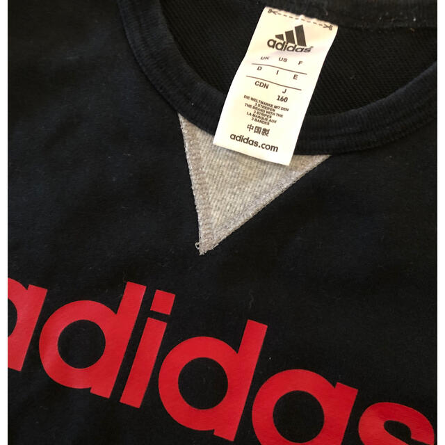 adidas(アディダス)のadidas 黒赤　トレーナー キッズ/ベビー/マタニティのキッズ服男の子用(90cm~)(Tシャツ/カットソー)の商品写真