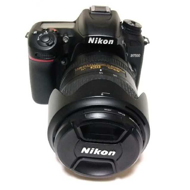 Nikon(ニコン)のD7500 AF-S DX 18-300mm f/3.5-6.3G ED VR スマホ/家電/カメラのカメラ(デジタル一眼)の商品写真