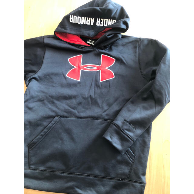 UNDER ARMOUR(アンダーアーマー)のアンダーアーマー  パーカー キッズ/ベビー/マタニティのキッズ服男の子用(90cm~)(ジャケット/上着)の商品写真