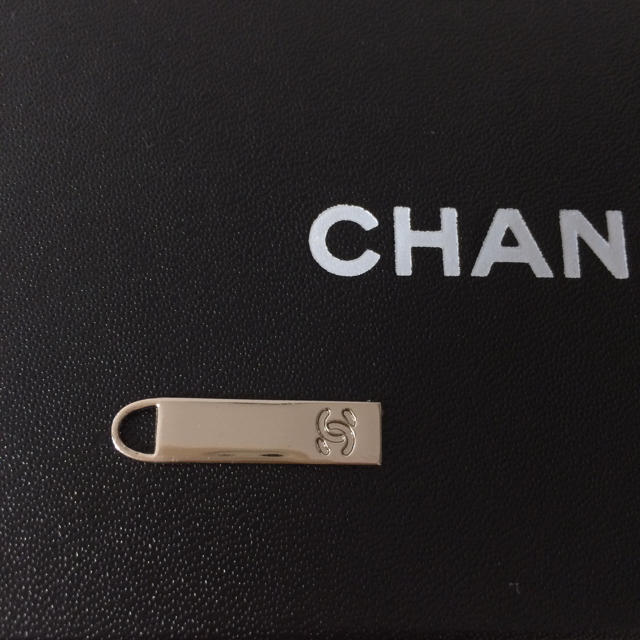 CHANEL(シャネル)のシャネル♡正規品♡チャームのみ レディースのファッション小物(その他)の商品写真