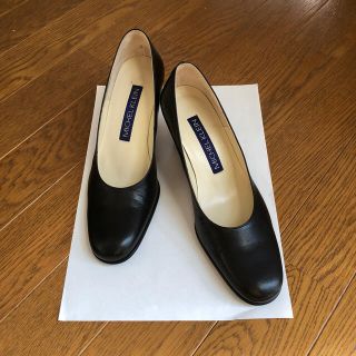 ミッシェルクラン(MICHEL KLEIN)のMICHEL KLEIN  黒パンプス　21.5cm(ハイヒール/パンプス)