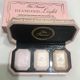 トゥフェイス(Too Faced)のトゥーフェイスド  マルチユース ハイライター トリオ      ハイライト(フェイスカラー)