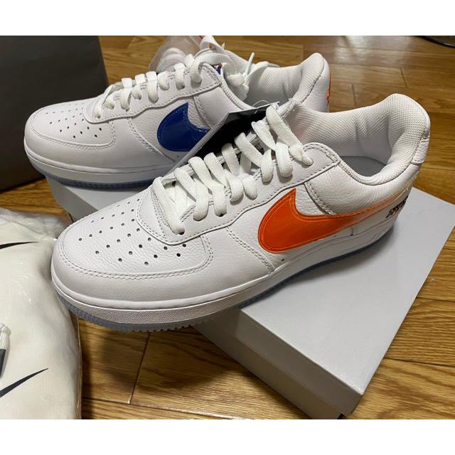 NIKE(ナイキ)のKITH & NIKE AIR FORCE 1 LOW - NEW YORK メンズの靴/シューズ(スニーカー)の商品写真