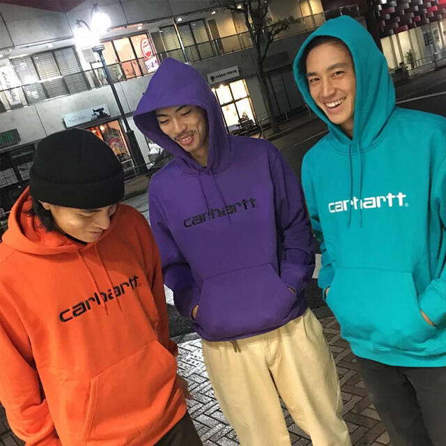 carhartt(カーハート)の【新品/未使用】carhartt フードパーカー メンズのトップス(パーカー)の商品写真