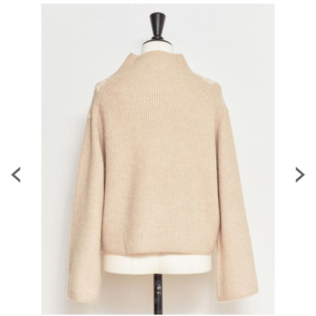 Noela フラワーフレアスリーブニット 新品 タグ付き
