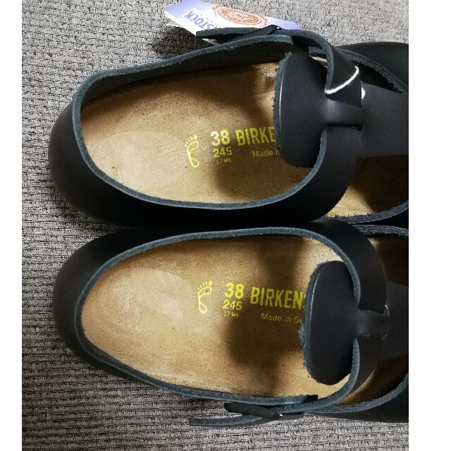 BIRKENSTOCK(ビルケンシュトック)の新品 未使用 birkenstock Paris パリ レザー ブラック 38  レディースの靴/シューズ(サンダル)の商品写真