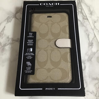 コーチ(COACH)のCOACH コーチ⭐️iPhone11 手帳型カバー　シグネチャー(iPhoneケース)