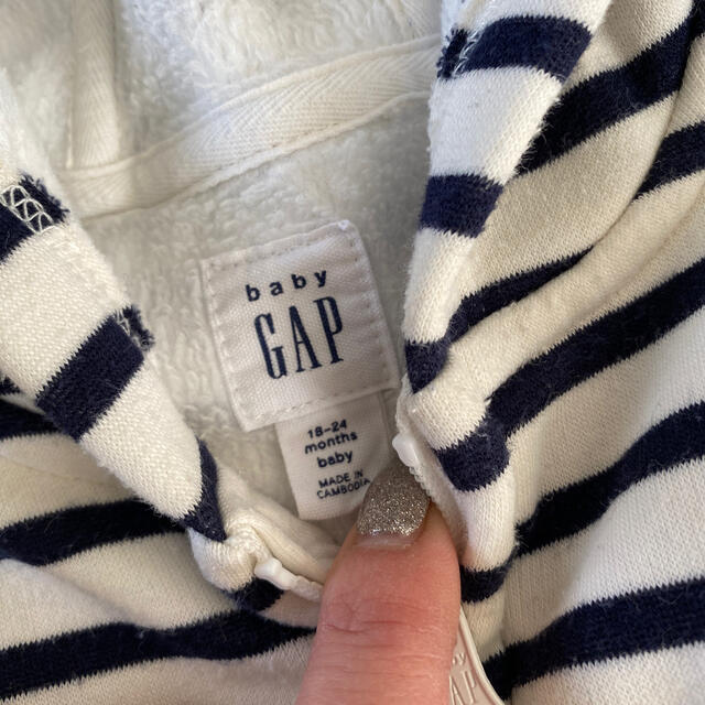 babyGAP(ベビーギャップ)のGAPベビー　セットアップ&パーカー　美品 キッズ/ベビー/マタニティのベビー服(~85cm)(トレーナー)の商品写真