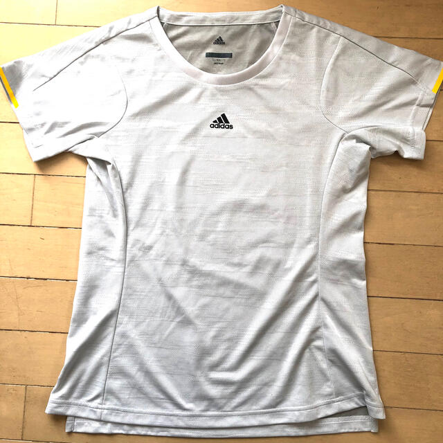 adidas(アディダス)のadidas フィットネスTシャツ レディースのトップス(Tシャツ(半袖/袖なし))の商品写真