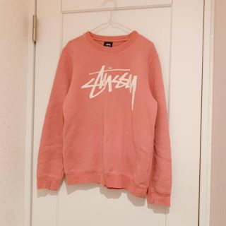 ステューシー(STUSSY)のstussy トレーナー　(トレーナー/スウェット)