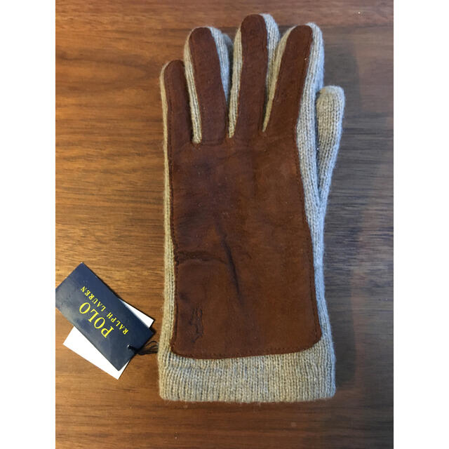 POLO RALPH LAUREN(ポロラルフローレン)の新品タグ付 ラルフローレン手袋（革も使用）ベージュ レディースフリー 学生 レディースのファッション小物(手袋)の商品写真