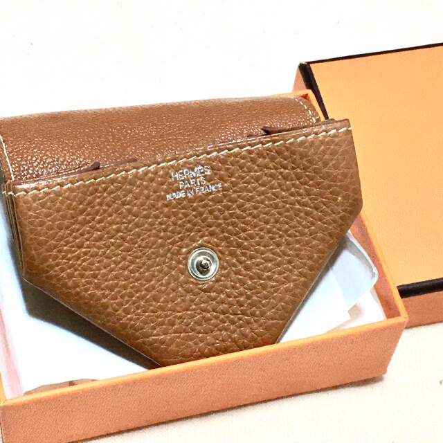 Hermes(エルメス)のエルメス　財布　コインケース　ベージュ　ル・ヴァンキャトル　 レディースのファッション小物(財布)の商品写真