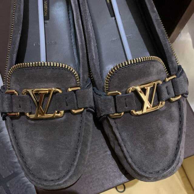 メール便無料】 LOUIS VUITTON - LOUIS スエードドライビングシューズ