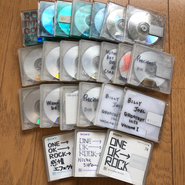 SONY(ソニー)のMD ♪ ディスク　中古　９１枚 エンタメ/ホビーのCD(その他)の商品写真