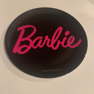 バービー(Barbie)の【新品】バービー　ロゴ　メラミンプレート　20㎝(食器)