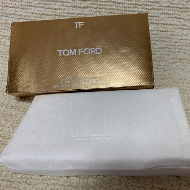 TOM FORD(トムフォード)の再値下げ！【日本未発売・新品】トムフォード アイ アンド チーク パレット  コスメ/美容のベースメイク/化粧品(アイシャドウ)の商品写真