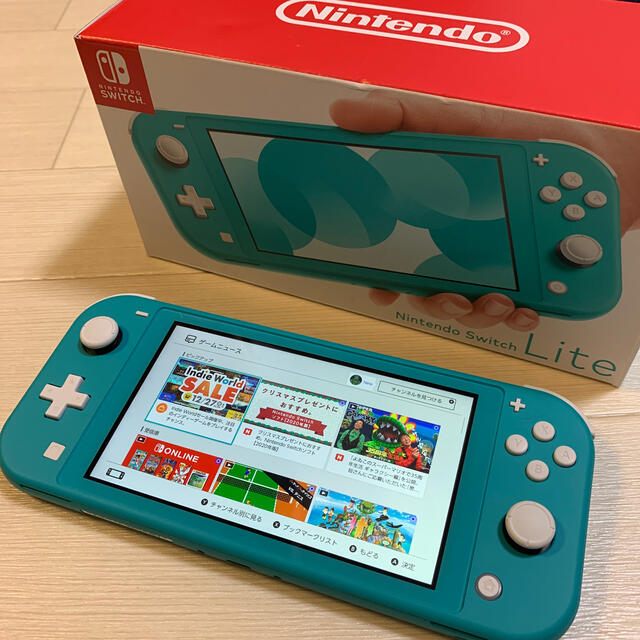 極美品　任天堂　スイッチライト　ターコイズ　スイッチ