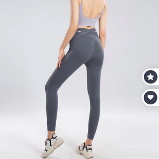 ルルレモン(lululemon)のonearts ヨガ レギンス グレー S(ヨガ)