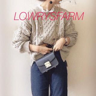 ローリーズファーム(LOWRYS FARM)の【クリーニング済】ケーブルポンポン付ニット ローリーズファーム(ニット/セーター)