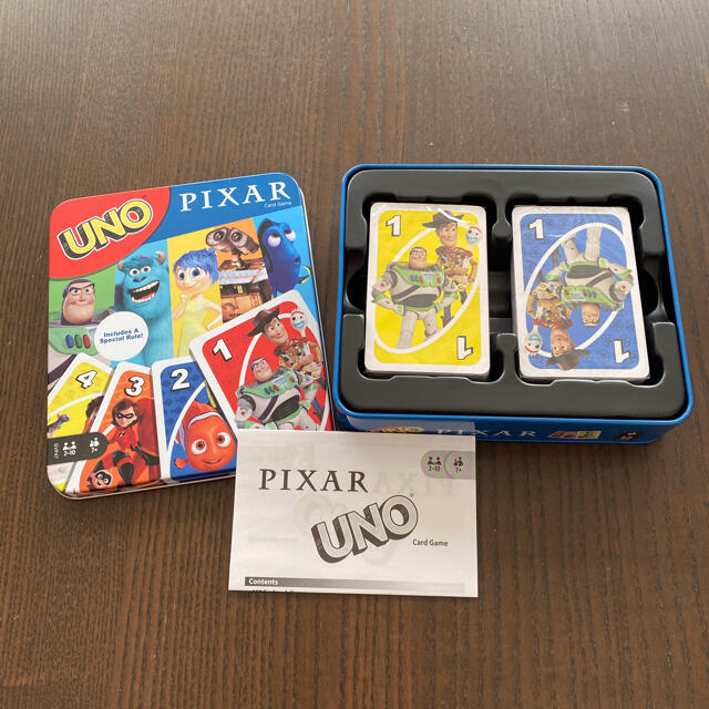 【新品未使用】アメリカ版　UNO ピクサー25周年記念デザイン エンタメ/ホビーのテーブルゲーム/ホビー(トランプ/UNO)の商品写真