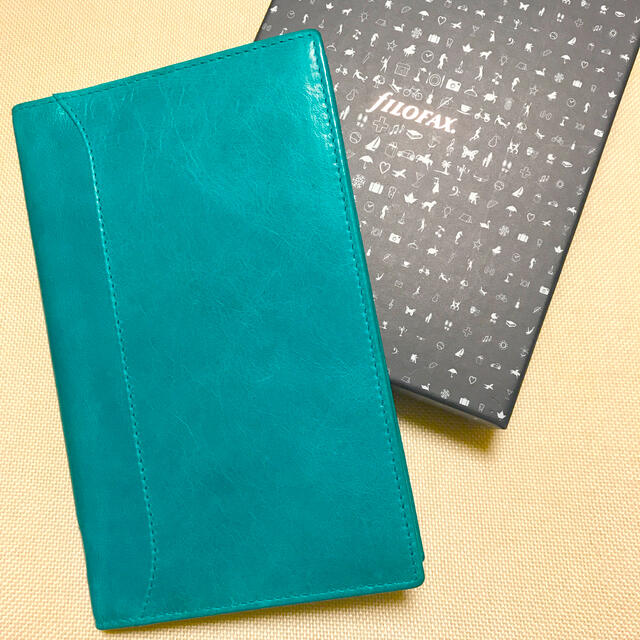 Filofax(ファイロファックス)のシステム手帳 バイブルサイズ 未使用 FILOFAX Lockwood インテリア/住まい/日用品の文房具(カレンダー/スケジュール)の商品写真