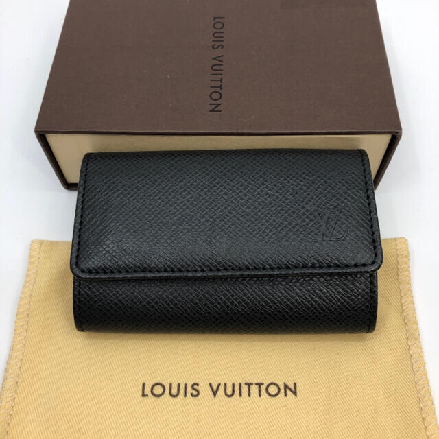 LOUIS VUITTON(ルイヴィトン)の【美品】ルイヴィトン キーケース  タイガ ミュルティクレ6 メンズのファッション小物(キーケース)の商品写真