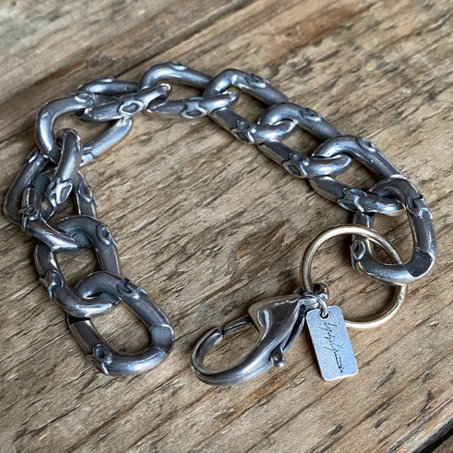 Yohji Yamamoto(ヨウジヤマモト)のYOHJI YAMAMOTO  silver×k10 コンビシルバーブレスレット メンズのアクセサリー(ブレスレット)の商品写真