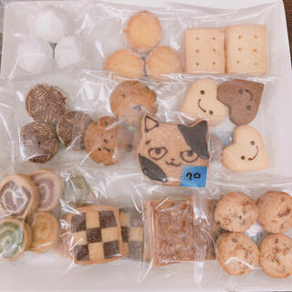 ①✴︎手作りクッキー11点詰め合わせセット✴︎(菓子/デザート)