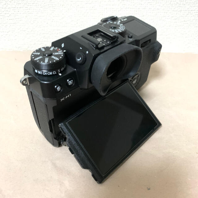 FUJIFILM X-H1とバッテリーグリップ