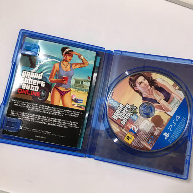 PlayStation4(プレイステーション4)のグランド・セフト・オートV  PS4 エンタメ/ホビーのゲームソフト/ゲーム機本体(家庭用ゲームソフト)の商品写真