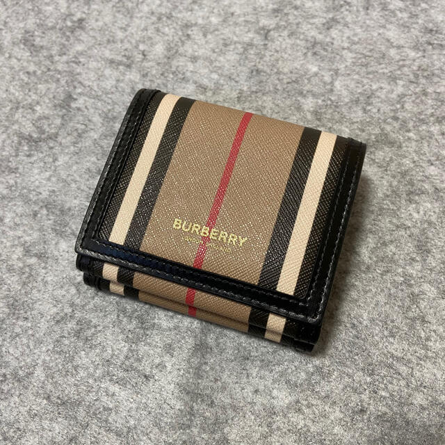 最終値下げ❤︎Burberry ストライプ　コンパクト財布　ミニ財布　折り財布