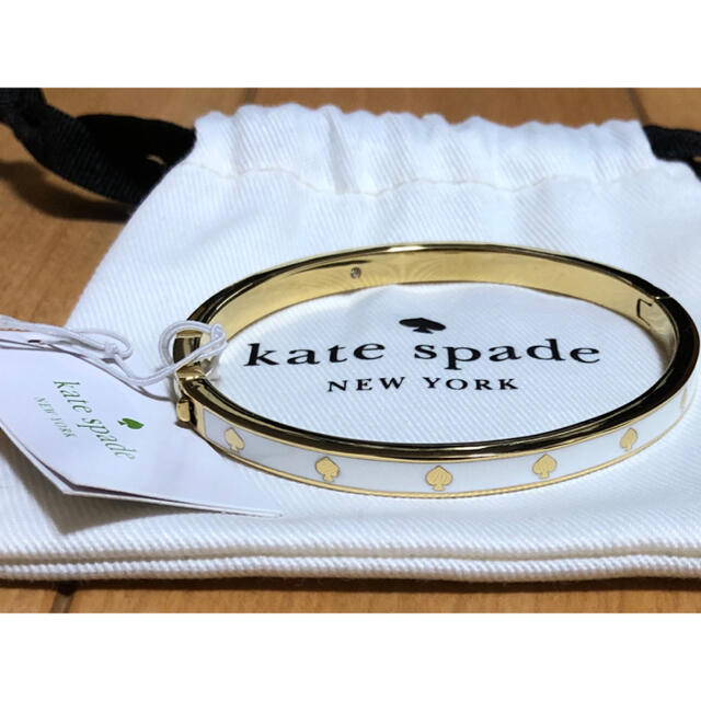 kate spade new york(ケイトスペードニューヨーク)のkate spade NEW YORK バングル レディースのアクセサリー(ブレスレット/バングル)の商品写真