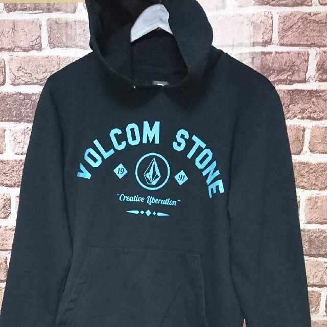 パーカーVOLCOM