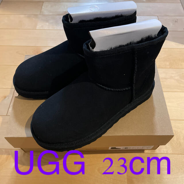 UGG ムートンブーツ　クラシック ミニ IIレディース