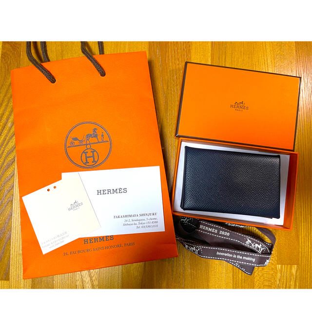 Hermes(エルメス)のお値下げしました！【新品・未使用】HERMES カルヴィ カードケース　ブルー メンズのファッション小物(名刺入れ/定期入れ)の商品写真