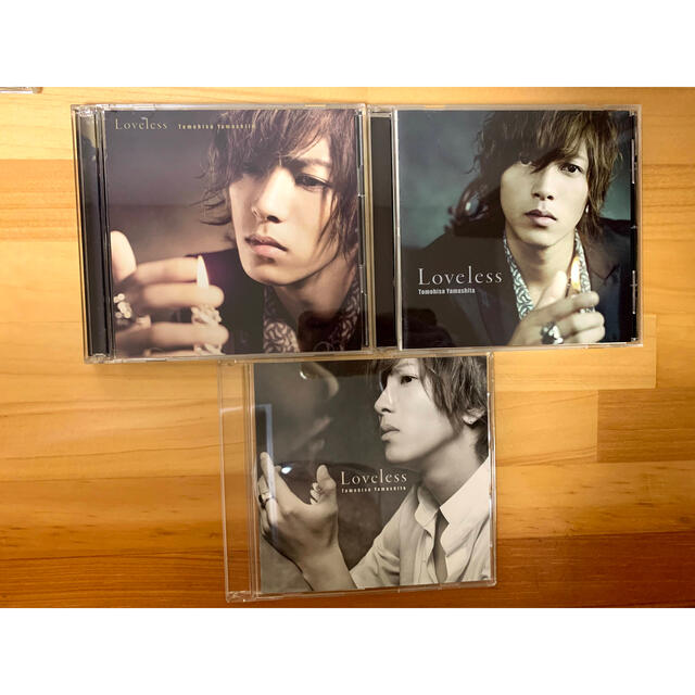 山下智久(ヤマシタトモヒサ)の【美品】山下智久 ソロ CDシングル　LOVELESS エンタメ/ホビーのCD(ポップス/ロック(邦楽))の商品写真