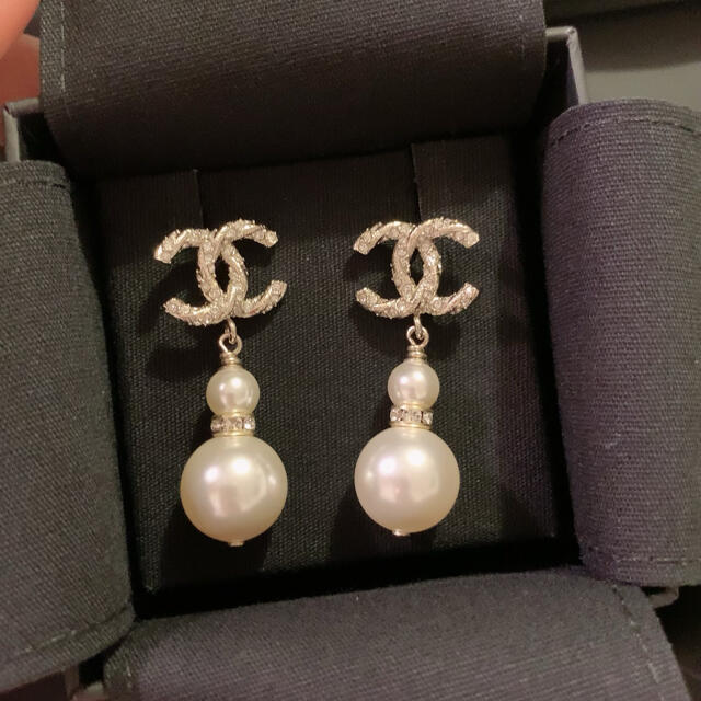 CHANEL - 希少☆CHANEL 2020秋冬新作 ピアス ココマーク&パール 正規品
