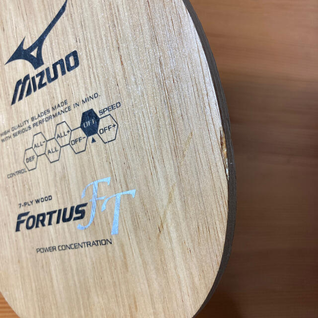 MIZUNO(ミズノ)の卓球　ラケット　フォルティウスFT FL ミズノ　94g 実業団選手サイン入り スポーツ/アウトドアのスポーツ/アウトドア その他(卓球)の商品写真