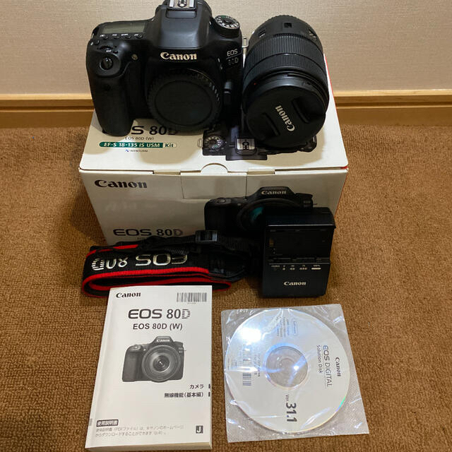 特价！ Canon EOS80D(W) EF-S18-135 IS USMレンズキット | artfive.co.jp