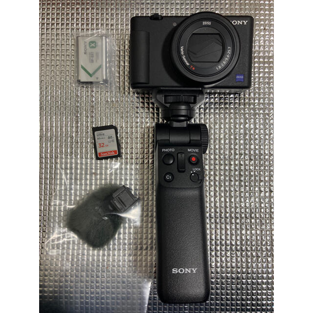SONY(ソニー)のSONY VLOGCAM ZV-1G 【3年保証有り】おまけ付 スマホ/家電/カメラのカメラ(コンパクトデジタルカメラ)の商品写真