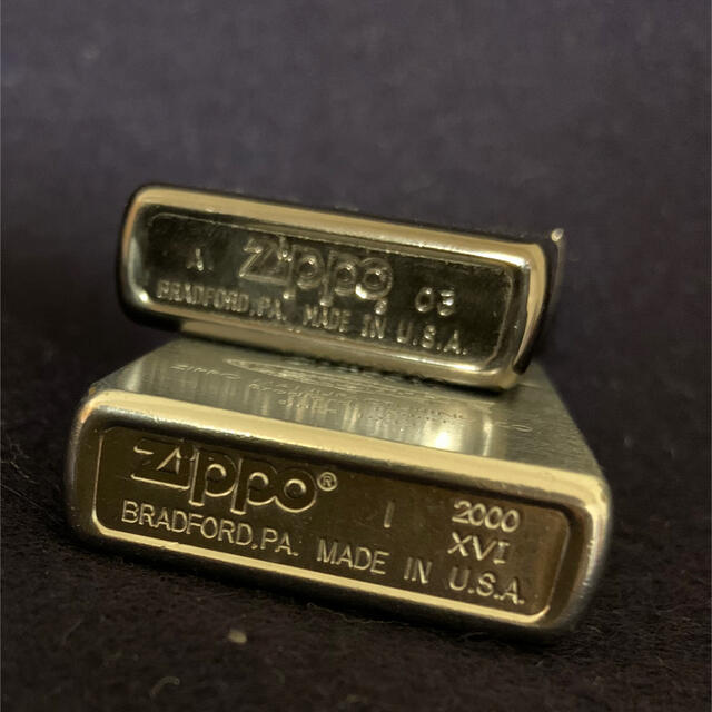 ZIPPO(ジッポー)のzippo ライター中古　2個セット メンズのファッション小物(タバコグッズ)の商品写真