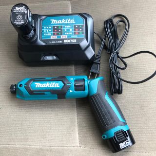 マキタ(Makita)のマキタ　ペンインパクトドライバー　td022d(工具)