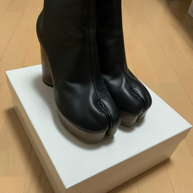 Maison Martin Margiela(マルタンマルジェラ)のMaison Margiela メゾン マルジェラ 足袋ブーツ  メンズの靴/シューズ(ブーツ)の商品写真