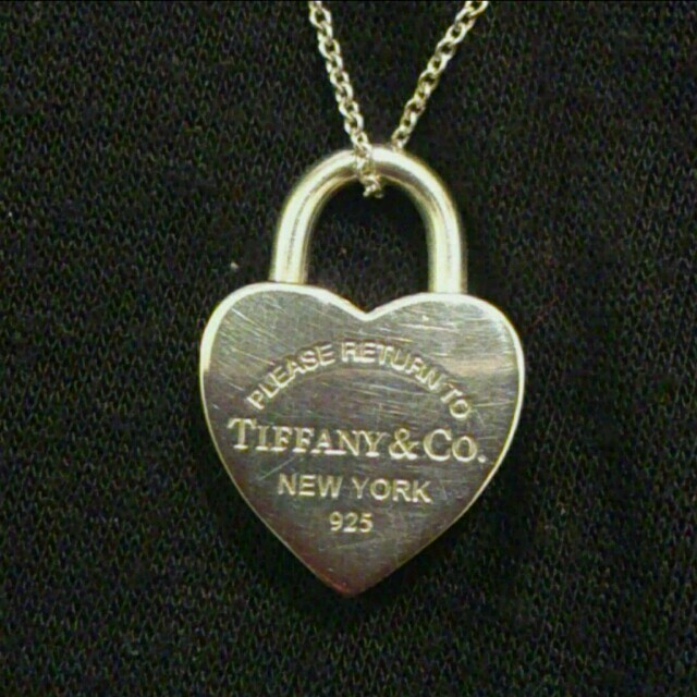 Tiffany & Co. - ティファニー☆ハートチャームネックレスの通販 by ...