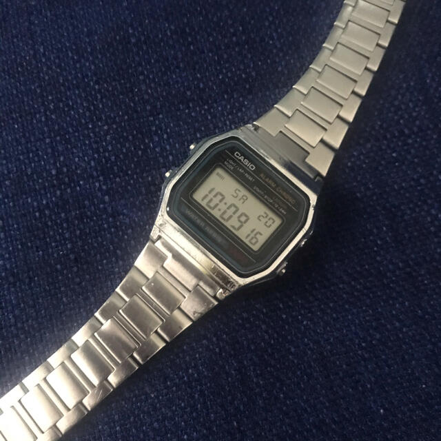 Vintage CASIO カシオ 腕時計　デジタル　チープカシオ　シルバー