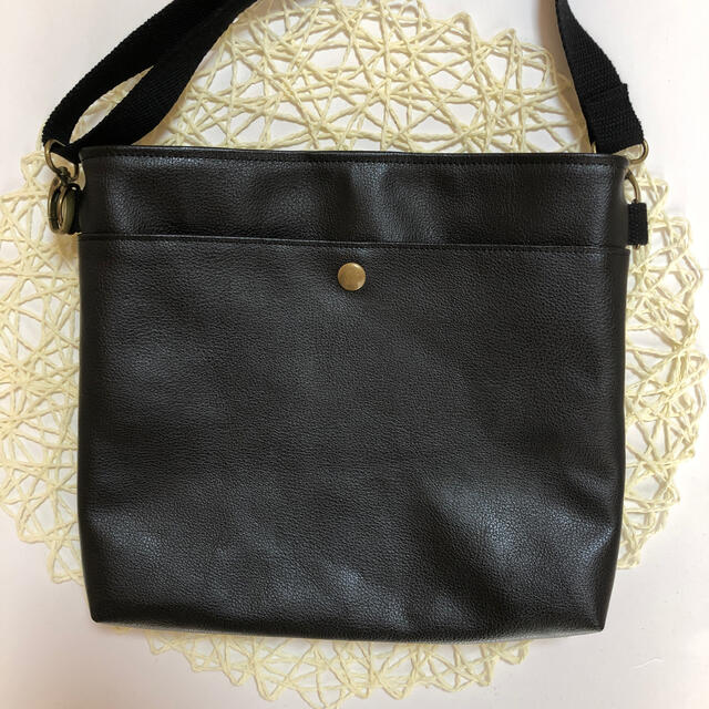mina perhonen(ミナペルホネン)のミナペルホネンハンドメイド　ショルダーバッグ レディースのバッグ(ショルダーバッグ)の商品写真