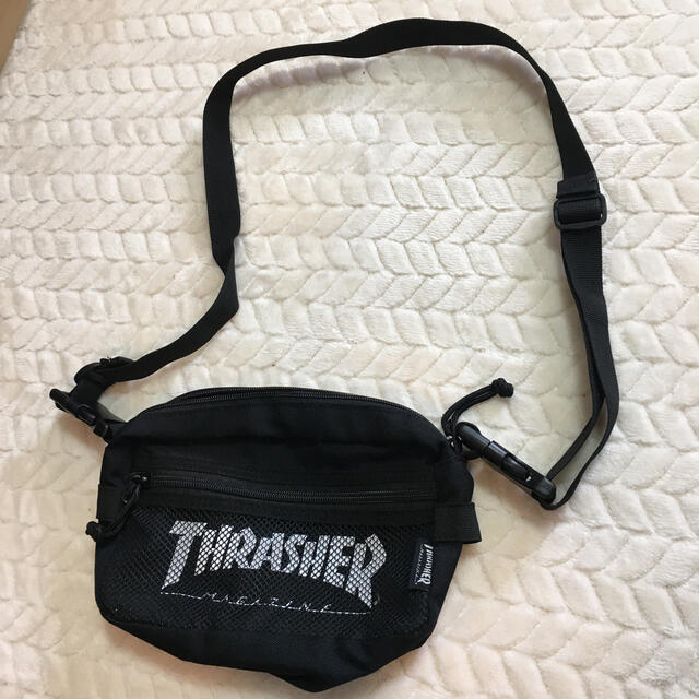 THRASHER(スラッシャー)のTHRASHER バッグ スラッシャー ショルダーバッグ  メンズのバッグ(ショルダーバッグ)の商品写真