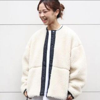 ハイク(HYKE)のHYKE(ハイク) FAUX SHEARLING COAT ボアコート　サイズ1(ノーカラージャケット)